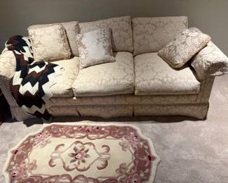 Lovely Fabric  Sofa 