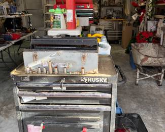 Vintage Husky tool chest 