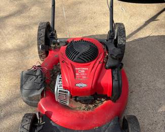 Working Craftsman M25 Lawn Mower with Briggs Stratton engine. Comes with leaf bag