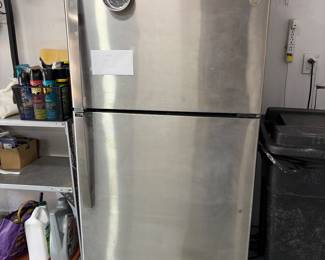 Working great Garage Refrigerator 