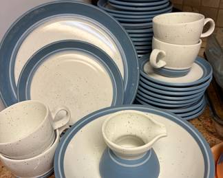 Vintage Yamaka Stoneware dish set