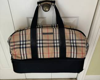 111	90.00	Burberry weekender
