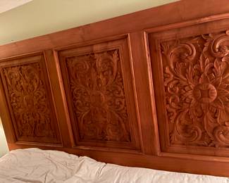 71 300.00 Indonesian headboard 80x36 - could a make a door