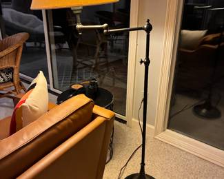 54 68.00 Iron floor lamp black 23Wx 58H