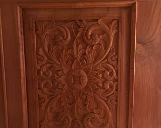 71 300.00 Indonesian headboard 80x36 - could a make a door