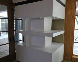 Display shelves
