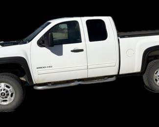 2013 Chevrolet Silverado 2500 HD Extended Cab LT Pickup 4D 6 1/2 ft Bed • approx. 184,XXX miles