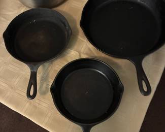 3 cast iron skillets 