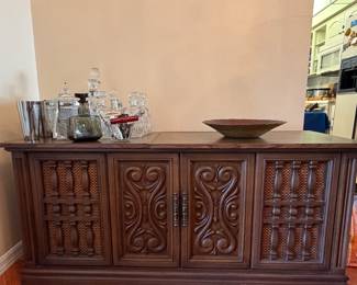 MCM stereo console, Bar decanters’, ice bucket etc.  