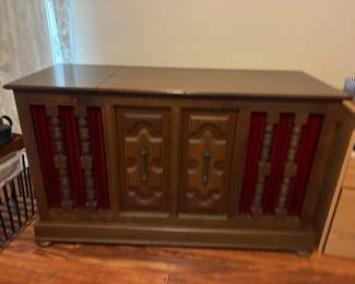 MCM Stereo cabinet 
