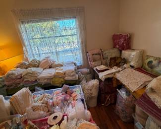 Curtains, drapes and yarns, threads and laces  And comforters 