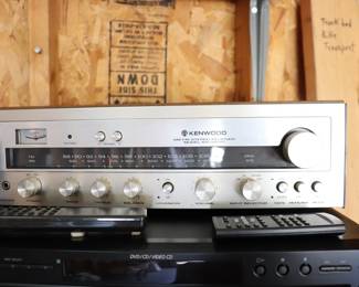 vintage Kenwood KR-2600 stereo receiver