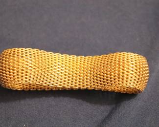 Tiffany & co Sterling Silver Bracelet  (It is silver just looks gold in photo)