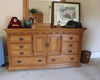  Sumter Cabinet Company Dresser