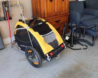 Burley Tail Wagon, pet trailer designed for dogs up to 75 pounds. 