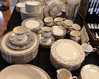 Jewels Sapphire LENOX FINE CHINA SET WITH PIERCED LUCNCHEON PLATES
