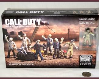 Mega Bloks Collection Call of Duty Zombie Horde Unopened