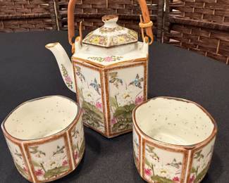 Japanese tea set - old