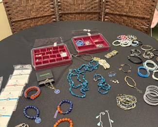 vintage costume jewelry