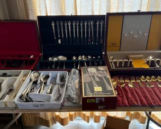 Silverware Sets, Serving Pieces