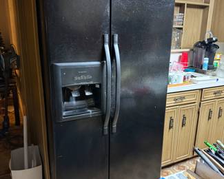 Kenmore Side by Side Black Refrigerator