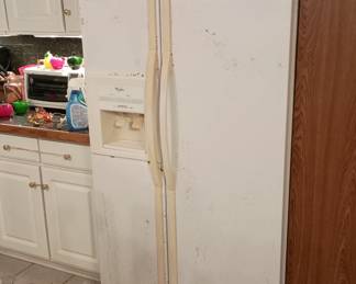 Working refrigerator!!! Works as intended just needs a good cleaning! $50.00!