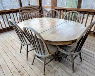 Oak Dining Room Set with 6 chairs - Great project piece!!