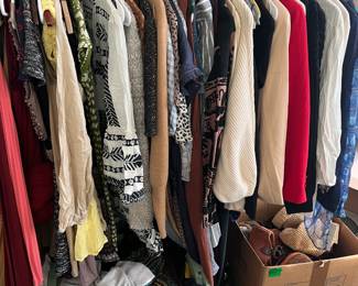 new & vintage clothing & handbags/backpacks