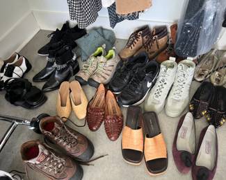 women & men's new & vintage shoes