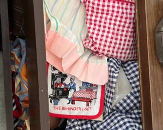 vintage napkins/aprons/handkerchiefs 
