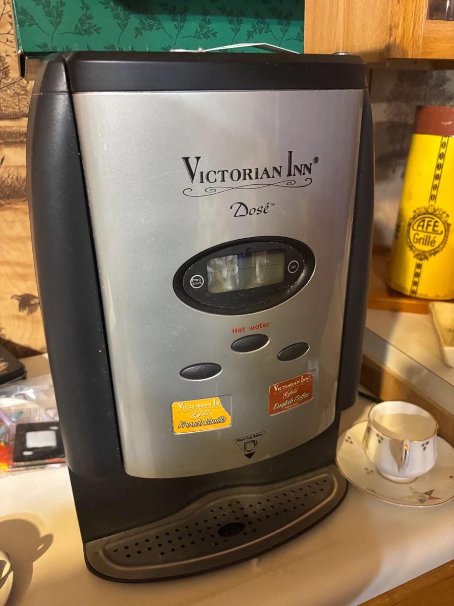 Victorian Inn Commercial cappuccino machine