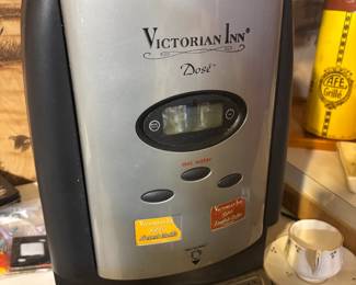 Victorian Inn Commercial cappuccino machine