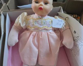 Mme Alexander Little Huggums. New in Box.