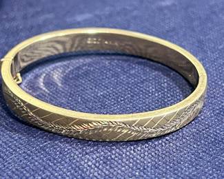 14 karat bangle bracelet – another view