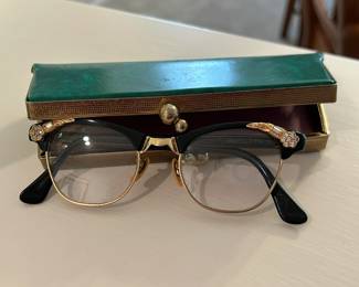 Artcraft GF Glasses and Case