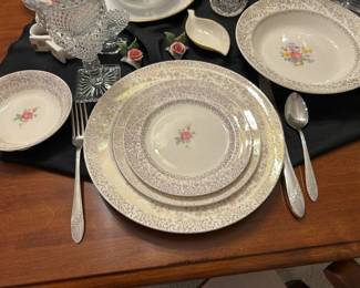 Royal China "Rose Glory"