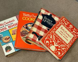 Vintage Cookbooks (Picture Cookbook 1st Edition)