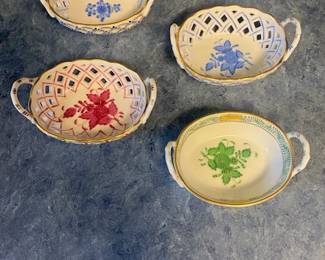 COLLECTIBLE, Vintage Herend Chinese Bouquet Porcelain Mini Baskets w/Handles, Green, Raspberry, Blue Apponyi Flowers