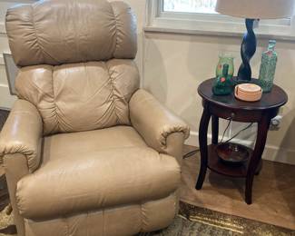 Leather Recliner, side table (2), table lamp (2)