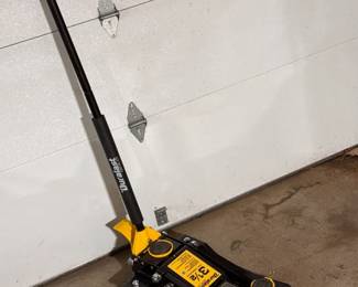 Duralast Gold 3-1/2 Ton Garage Jack
