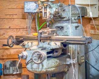 Induma 1-S Vertical Turret Milling Machine
