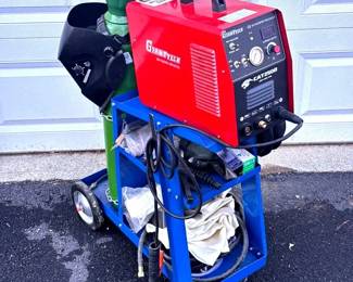 Giant Tech Weld & Cut Inverter Station On Wheels
