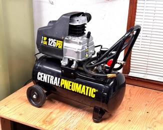 8 Gal - Central Pneumatic Air Compressor

