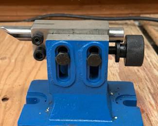 adjustable tailstock
