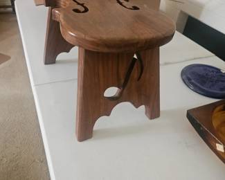 foot rest for a child at the piano, solid wood upper level by Piano