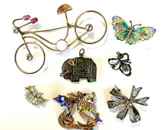 Vintage Brooches & Pendants