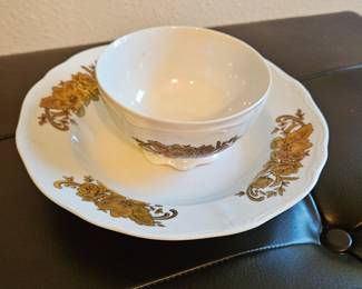 Weimar Porzellan ice cream bowl & small saucer