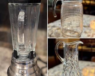 Cuisinart blender and glass pitchers