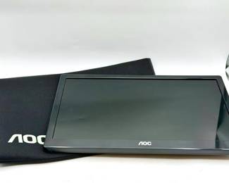 AOC E1659FWU 15.6-inch portable USB-powered monitor
