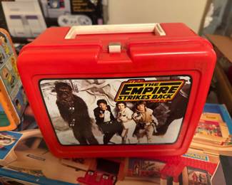 Star Wars lunchbox with thermos